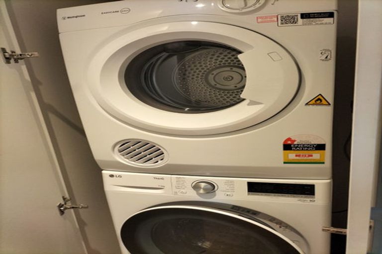 Photo of property in Soho Apartments, 1006/74 Taranaki Street, Te Aro, Wellington, 6011