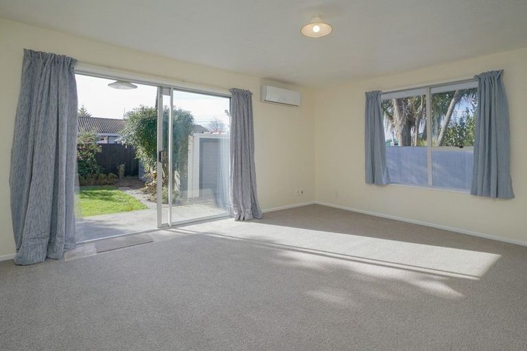 Photo of property in 1/73 Epsom Road, Sockburn, Christchurch, 8042