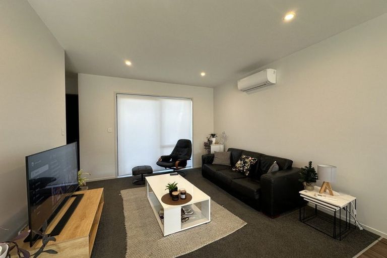 Photo of property in 32 Vasi Drive, Hobsonville, Auckland, 0616