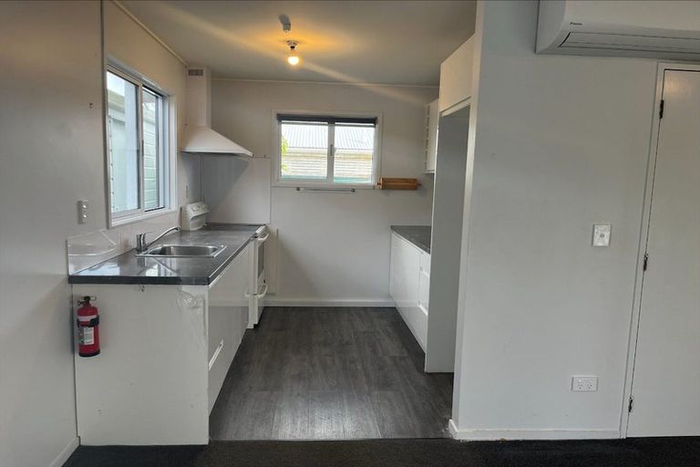 Photo of property in 12 Adkin Avenue, Levin, 5510