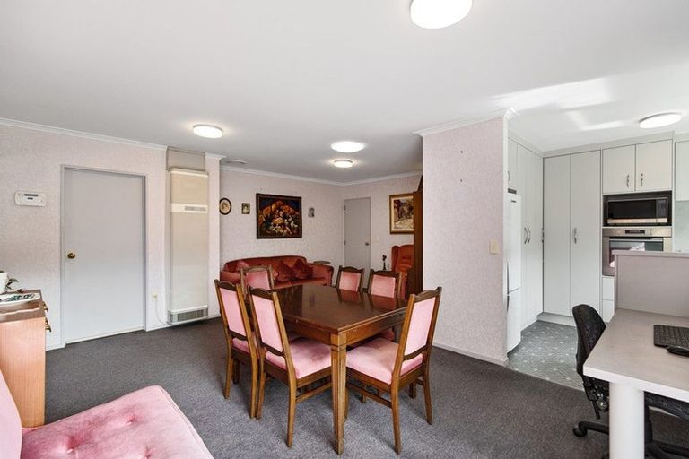 Photo of property in 240 Grandview Road, Western Heights, Hamilton, 3200