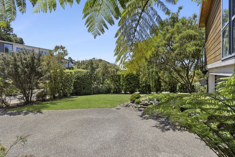Photo of property in 21 Kotare Place, Kaiteriteri, Motueka, 7197