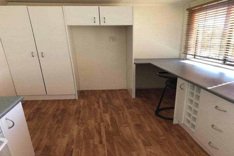 Photo of property in 10 Delshaw Avenue, Stanmore Bay, Whangaparaoa, 0932