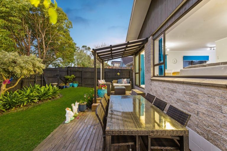 Photo of property in 44 Bay Vista Drive, Red Beach, 0932