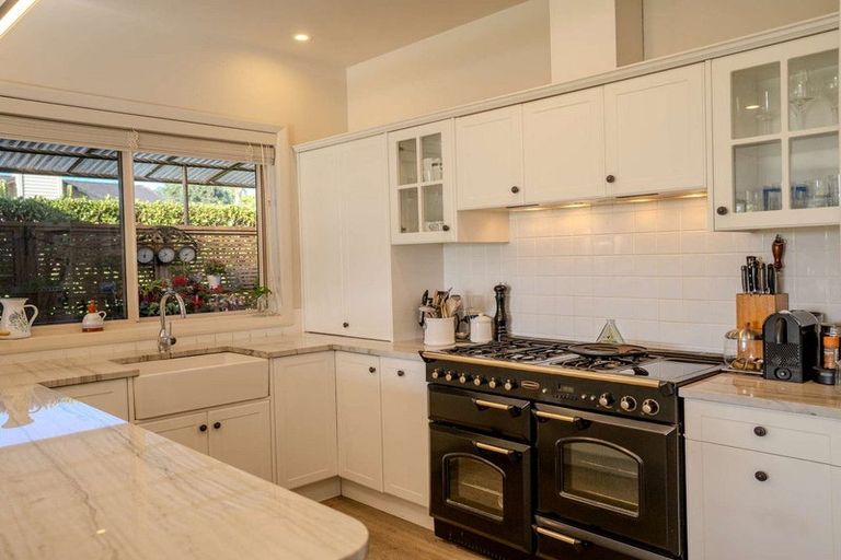 Photo of property in 9 Kotare Heights, Kerikeri, 0230