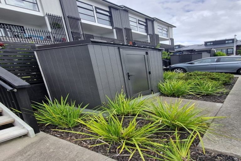 Photo of property in 10 Raranga Lane, Hobsonville, Auckland, 0616