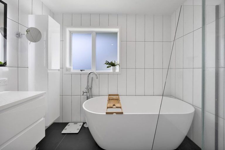 Photo of property in 121 Hamlet Street, Stratford, 4332