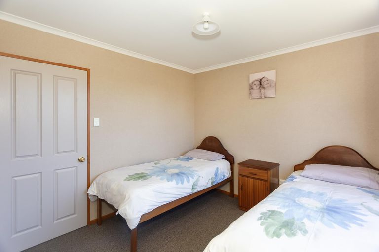 Photo of property in 25 Hannah Place, Holmes Hill, Oamaru, 9401