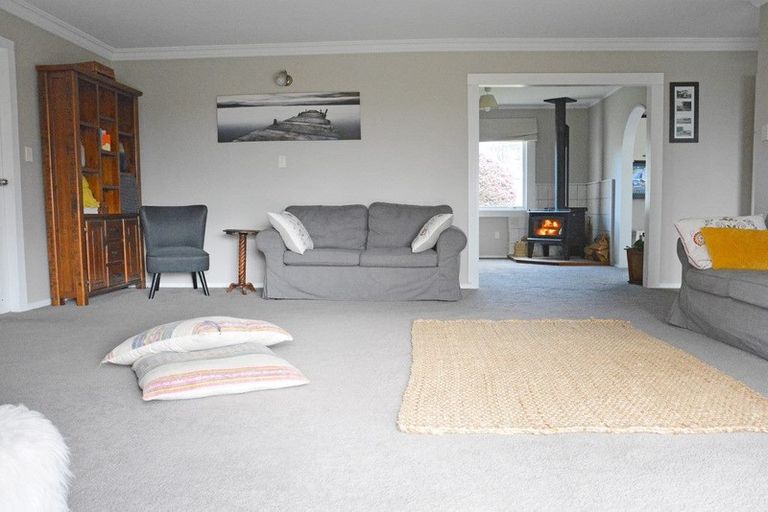 Photo of property in 37 Allan Road, Burgess Park, New Plymouth, 4371