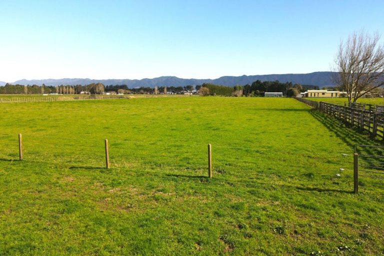 Photo of property in 62 Makirikiri Road, Dannevirke, 4930