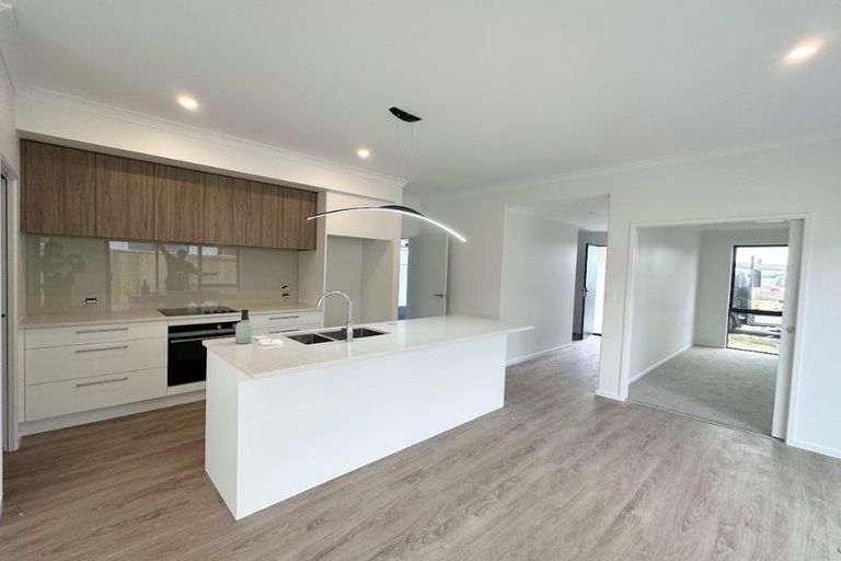 Photo of property in 2 Citrina Close, Papamoa Beach, Papamoa, 3118