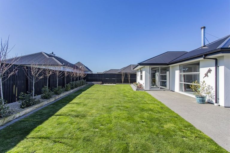 Photo of property in 29 Franklin Drive, Rangiora, 7400