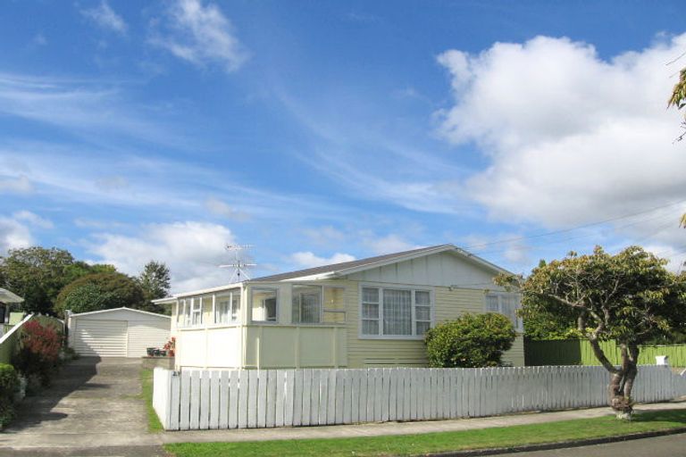 Photo of property in 23 Mary Crescent, Elderslea, Upper Hutt, 5018