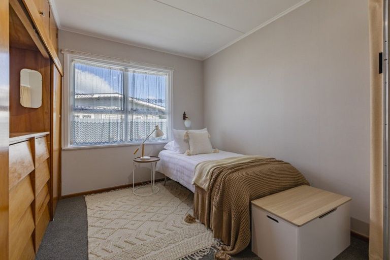 Photo of property in 11 Jull Crescent, Waipukurau, 4200