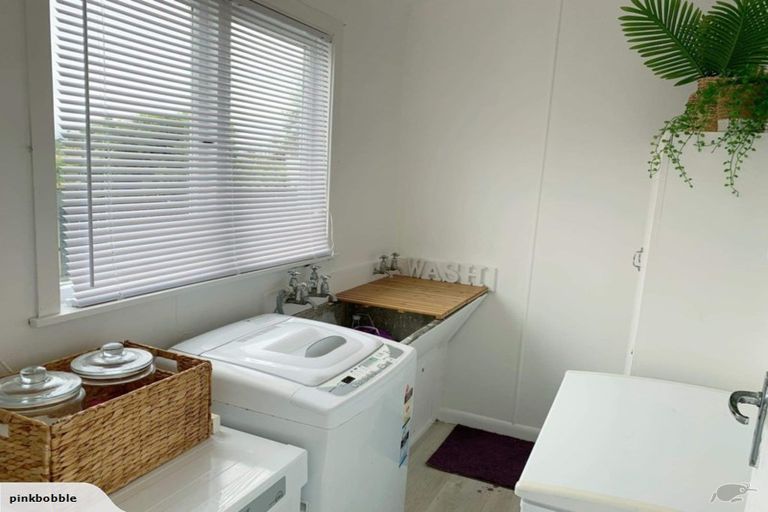 Photo of property in 20 King Street, Waiuku, 2123