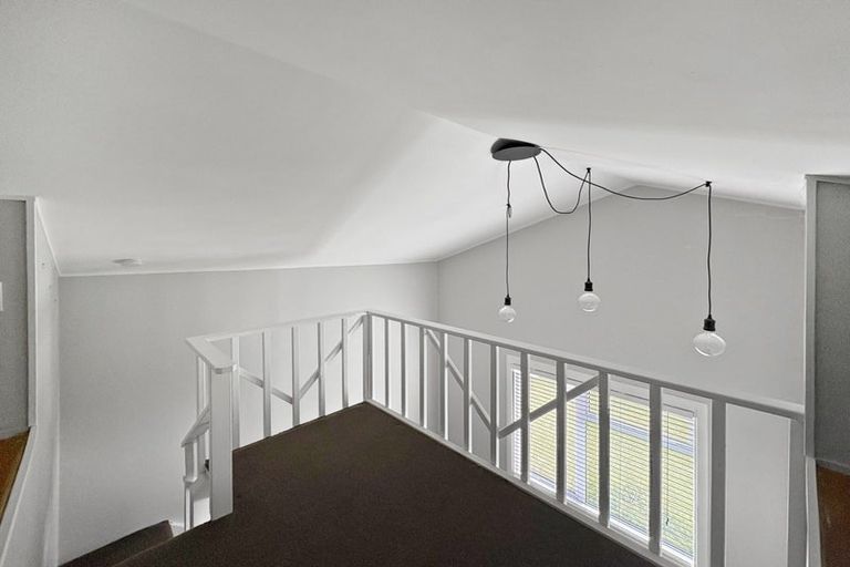 Photo of property in 27 Marne Street, Hokowhitu, Palmerston North, 4410