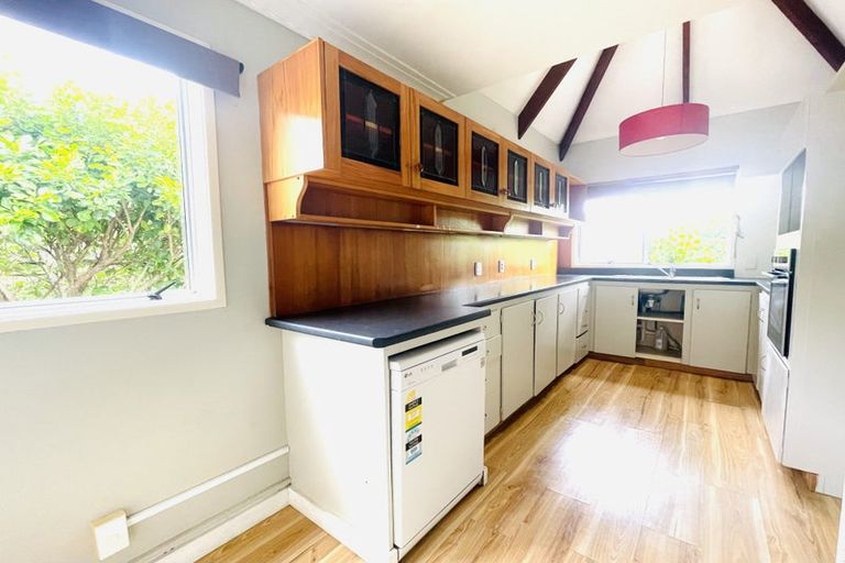 Photo of property in 72 Ridge Road, Howick, Auckland, 2014