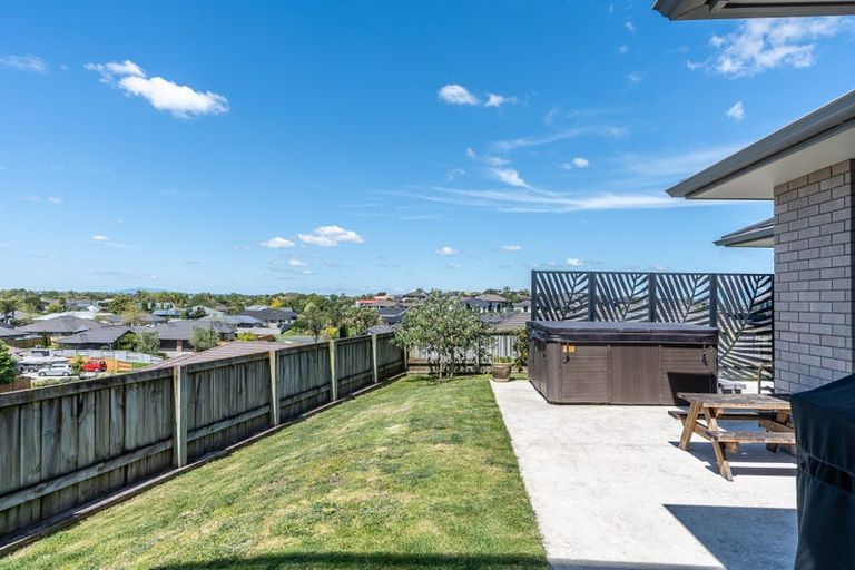 Photo of property in 25 Sylvester Crescent, Flagstaff, Hamilton, 3210