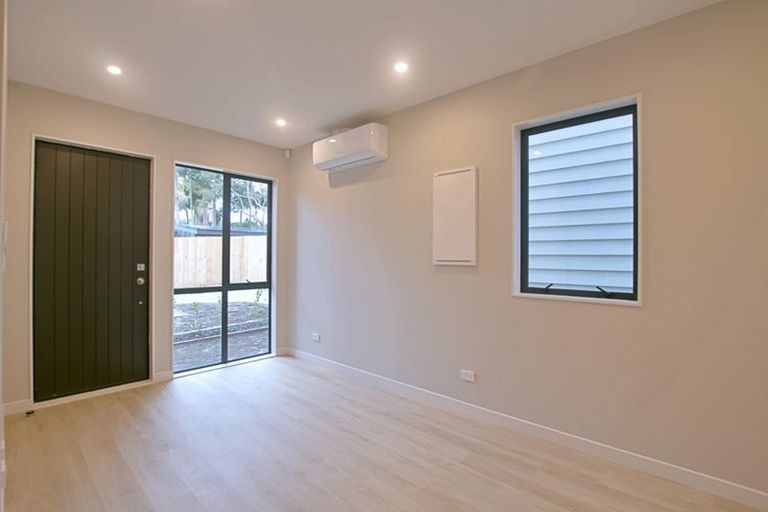 Photo of property in 82f Salisbury Road, Birkdale, Auckland, 0626
