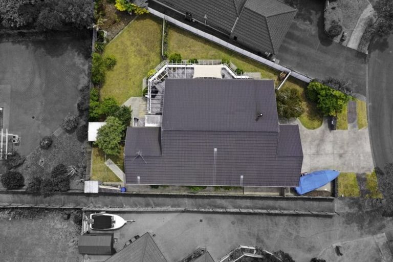 Photo of property in 16 Chiania Place, Somerville, Auckland, 2014