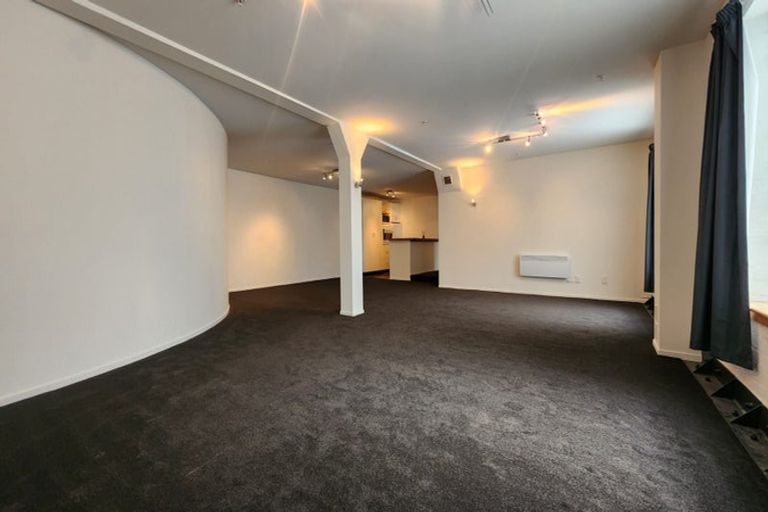 Photo of property in Bond Store Apartments, 8b Egmont Street, Te Aro, Wellington, 6011