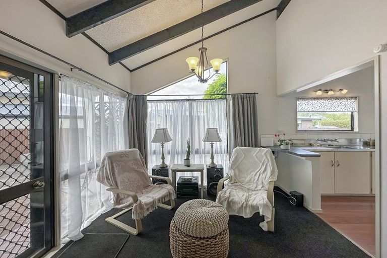 Photo of property in 8a Church Place, Whanganui, 4500