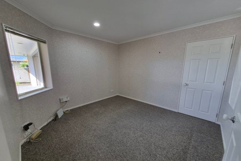 Photo of property in 14b Edward Avenue, Orewa, 0931