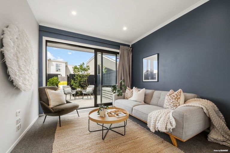 Photo of property in 8 Walter Merton Road, Hobsonville, Auckland, 0616