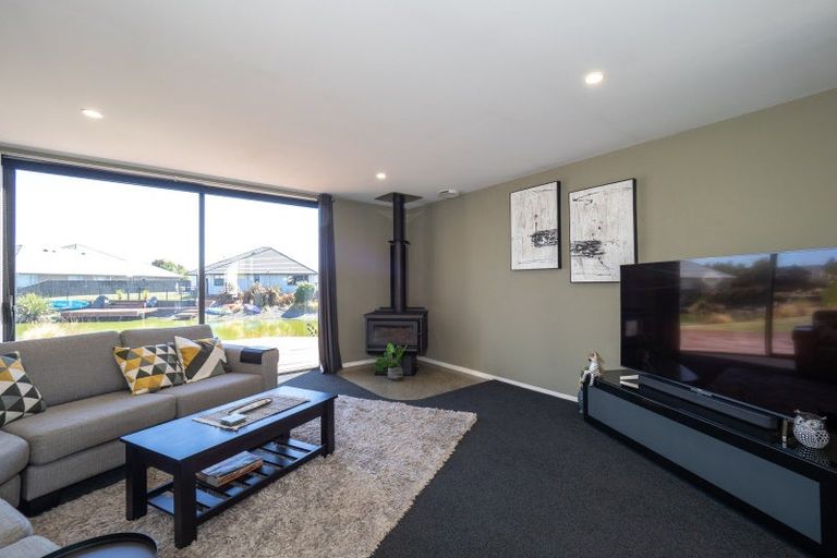 Photo of property in 8 Halston Close, Huntingdon, Ashburton, 7774