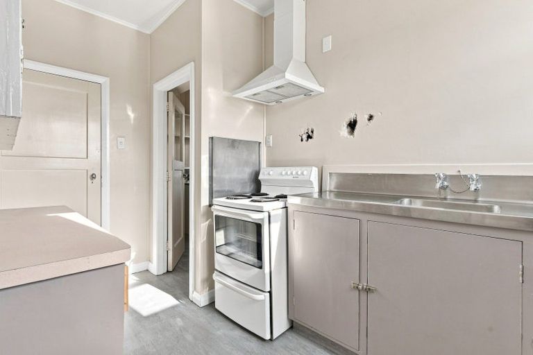 Photo of property in 100 District Road, Green Island, Dunedin, 9018