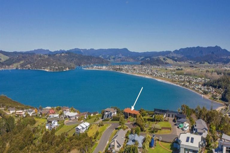 Photo of property in 194 Centennial Drive, Whitianga, 3510