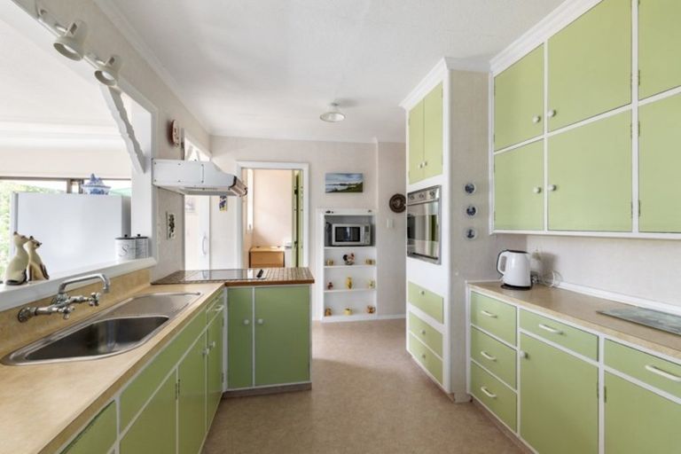 Photo of property in 52 Trafalgar Street, Levin, 5510