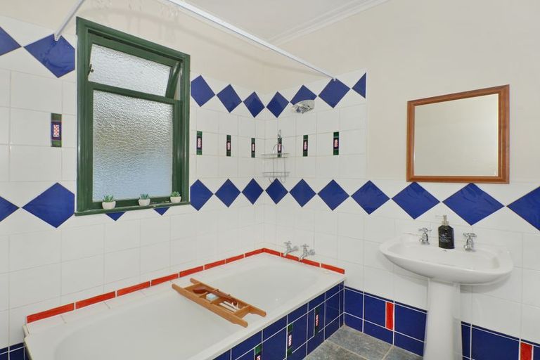 Photo of property in 51 Kauika Road, Avenues, Whangarei, 0110