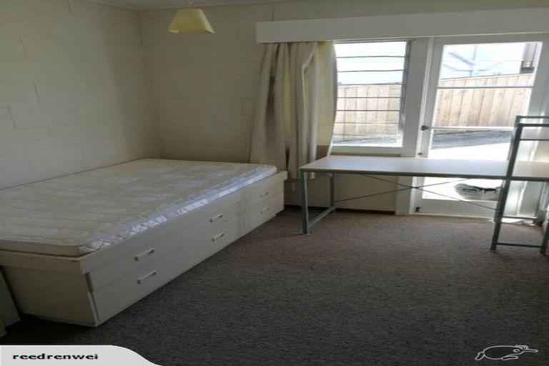 Photo of property in 3 Sunrise Avenue, Murrays Bay, Auckland, 0630