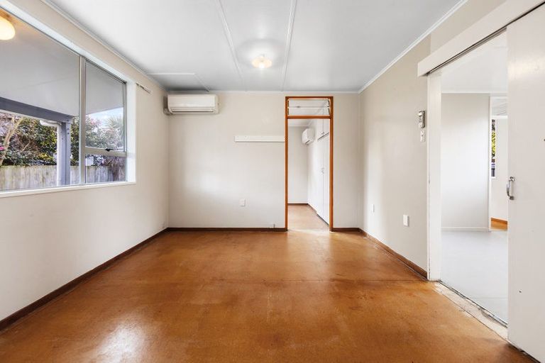 Photo of property in 1/24 Stapletons Road, Richmond, Christchurch, 8013