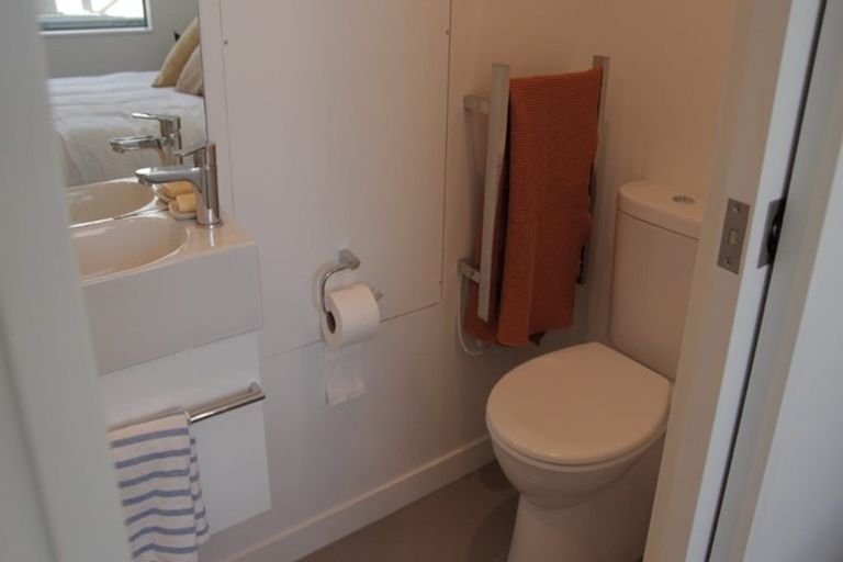 Photo of property in 7/24 Princess Terrace, Newtown, Wellington, 6021