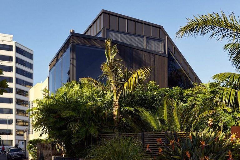 Photo of property in 18b Maunganui Road, Mount Maunganui, 3116