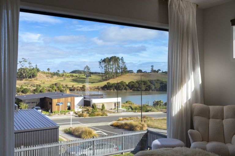 Photo of property in 2 Taeore Lane, Raglan, 3225