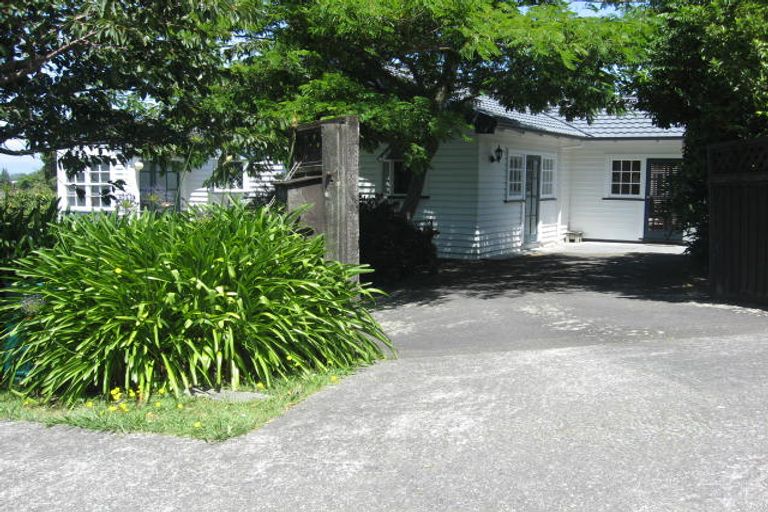 Photo of property in 28 Ranfurly Road, Feilding, 4702