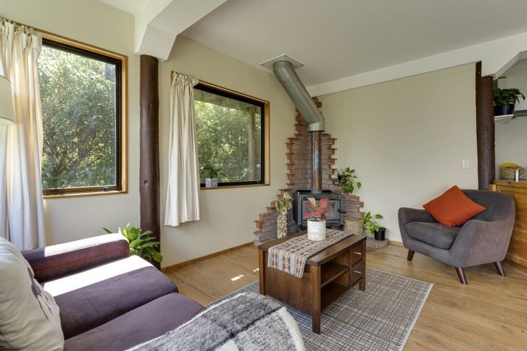 Photo of property in 22 Mckerrow Place, Sunshine Bay, Queenstown, 9300