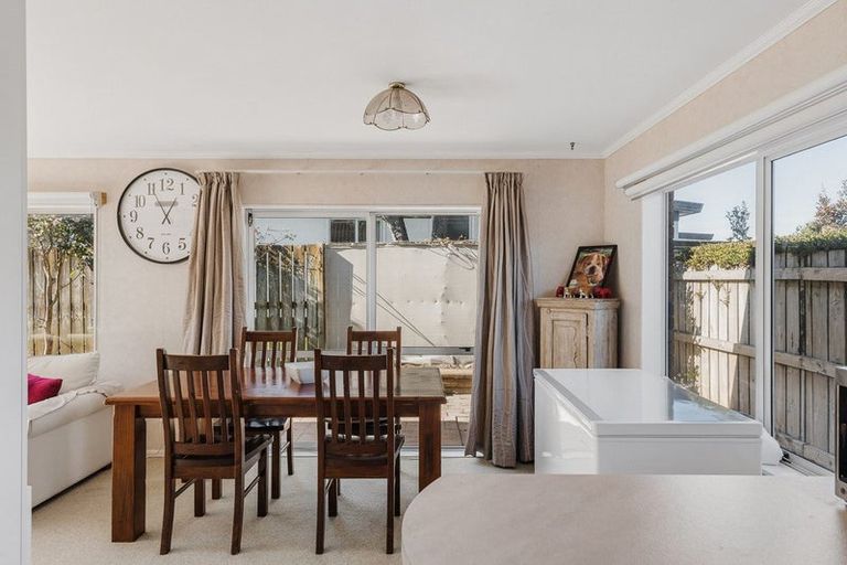 Photo of property in 5 Liftan Place, Mount Maunganui, 3116