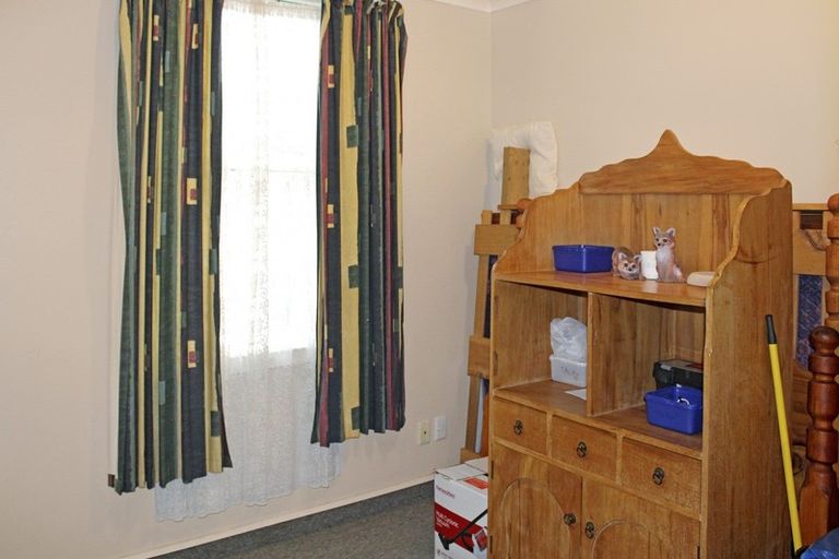 Photo of property in 3 Otanga Street, Dannevirke, 4930