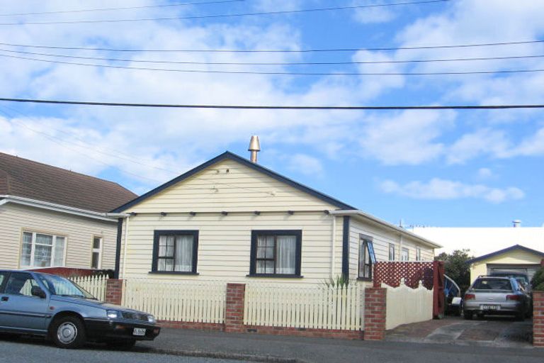 Photo of property in 18 Adelaide Street, Petone, Lower Hutt, 5012