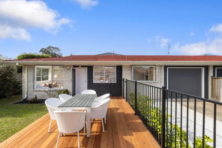 Photo of property in 1/59 Hatton Road, Orewa, 0931