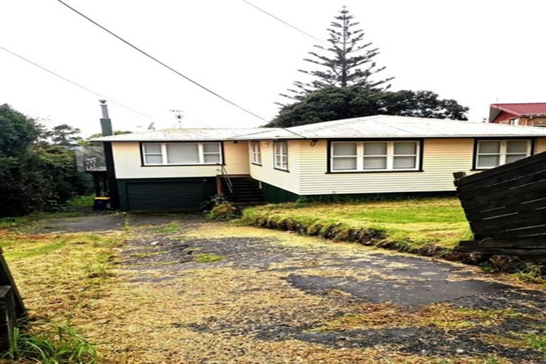 Photo of property in 127 Glengarry Road, Glen Eden, Auckland, 0602