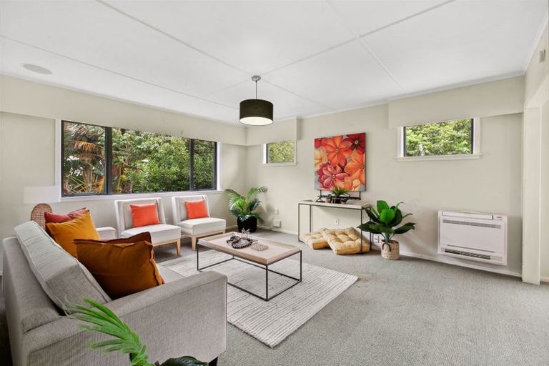 Photo of property in 117g Seaview Road, Westown, New Plymouth, 4310