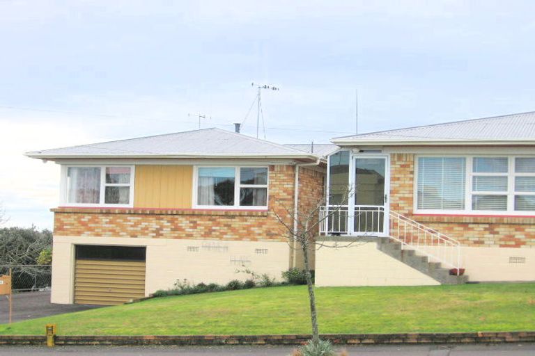 Photo of property in 3/103 Lake Road, Frankton, Hamilton, 3204