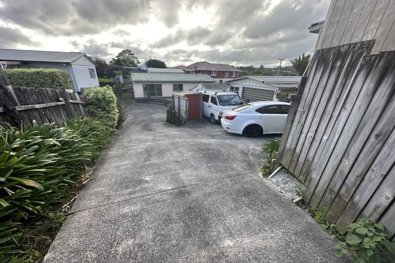 Photo of property in 1/154 Rathgar Road, Henderson, Auckland, 0610