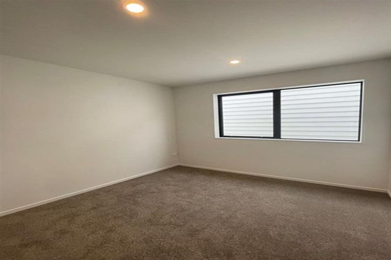 Photo of property in 36 Survila Street, Papakura, 2110