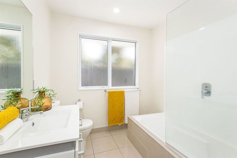Photo of property in 211a Springfield Road, St Albans, Christchurch, 8014